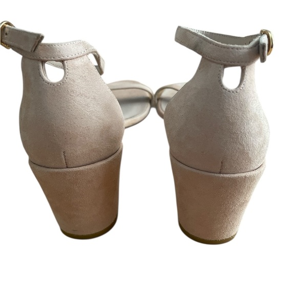 Stuart Weitzman Blush Pink, Suede Elegant Design - Picture 3 of 5